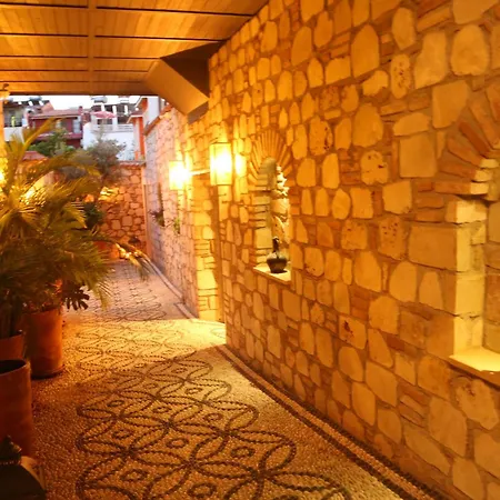 Apartamento Spacious Penthouse With Terrace Near Hadrian's Gate Antalya