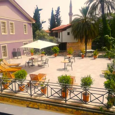Apartamento Spacious Penthouse With Terrace Near Hadrian's Gate *