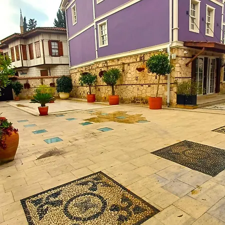 Apartment Spacious Penthouse With Terrace Near Hadrian's Gate *